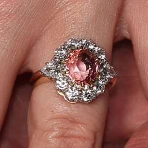 Princess Beatrice's Engagement Ring, Padparadscha Sapphire